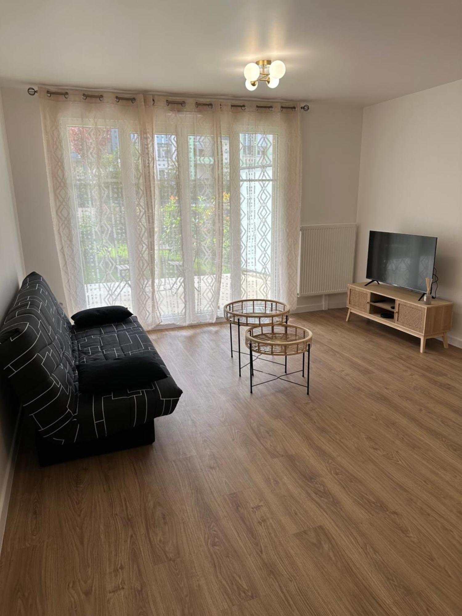 Appartement 2 Pieces Neuf Avec Sont Jardin Prive Franconville  Exterior photo